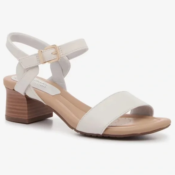 New CLARKS Desirae Rowan Leather Sandal Women’s SIZE Off White